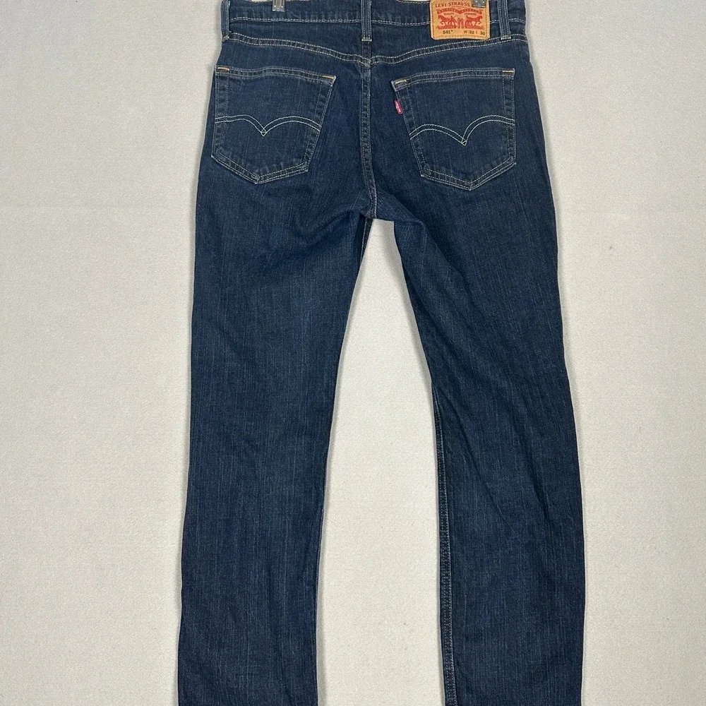 Levis 541 Jeans Mens 32X30 Blue Athletic Fit Tapered Leg Dark Wash Stretch Denim